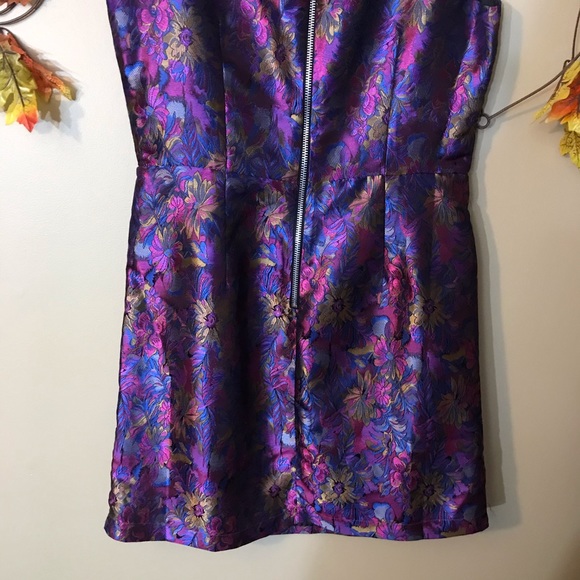 Purple Floral Metallic Fit & Flare Dress Sz L - Picture 6 of 6